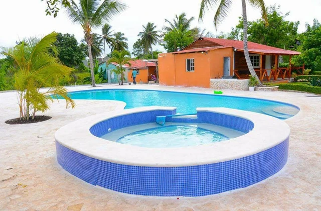 Villa Lidia San Cristobal Pool 1